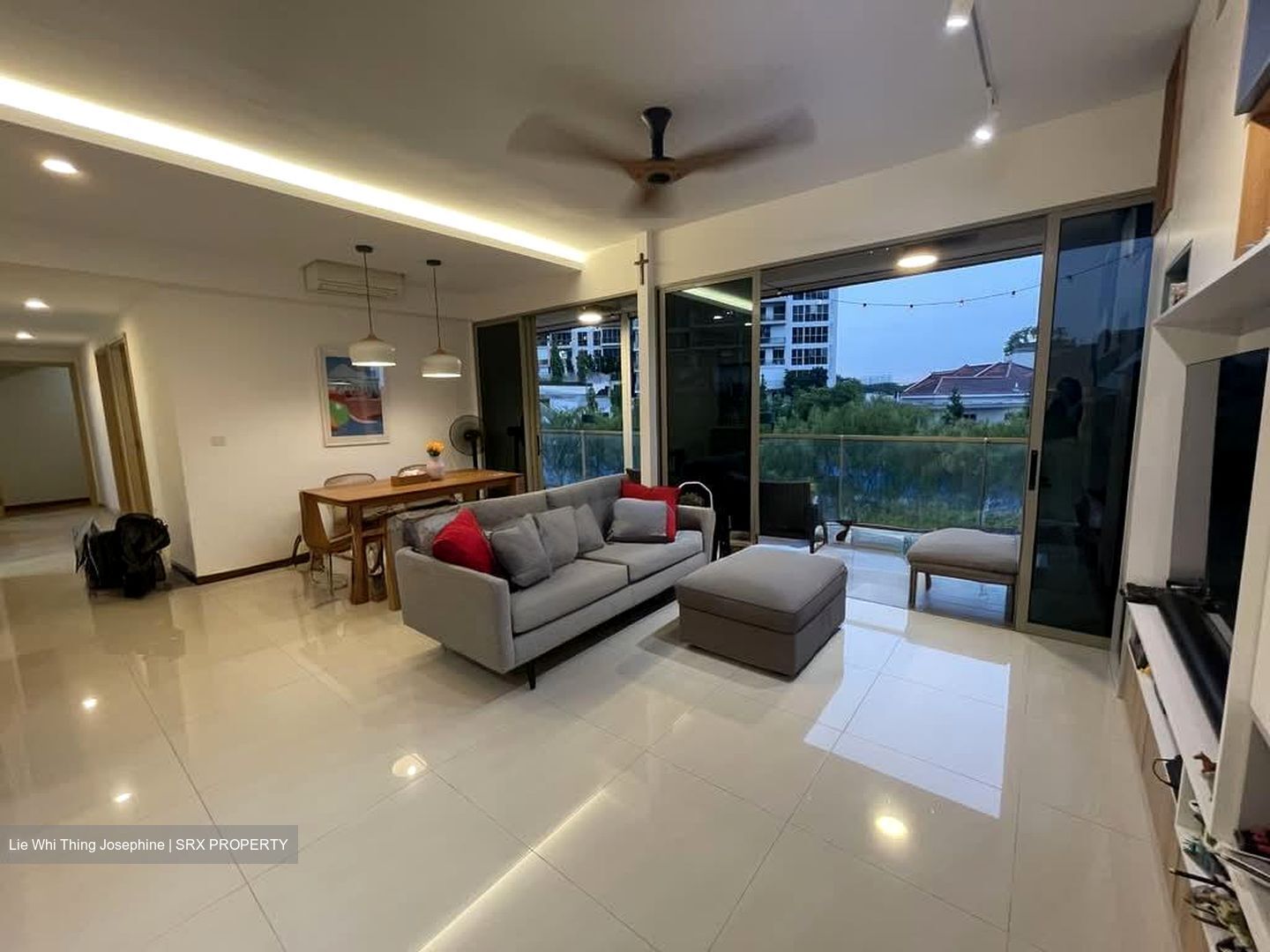 Sea Horizon (D18), Condominium #558026021